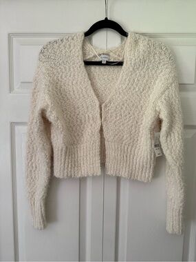 LA HEARTS Cream Textured V-Neck Cropped Cardigan Sweater